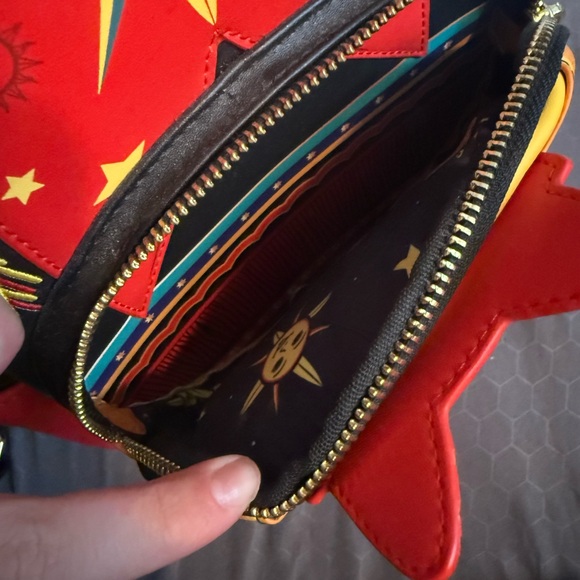 Disney Hocus Pocus Bag RARE LIMITED EDITION - Picture 4 of 5